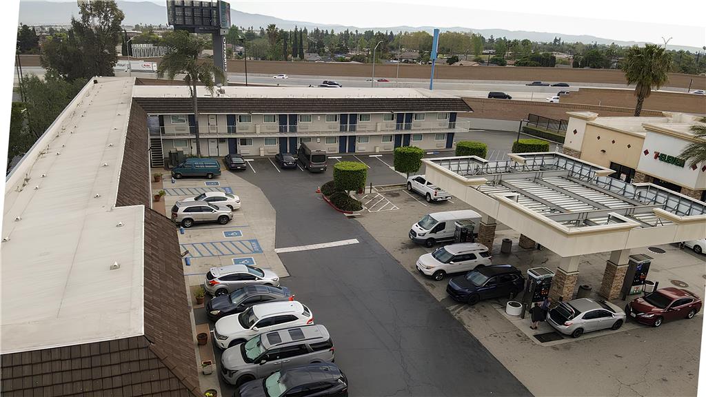 Motel 6 Ontario Airport - photo 17