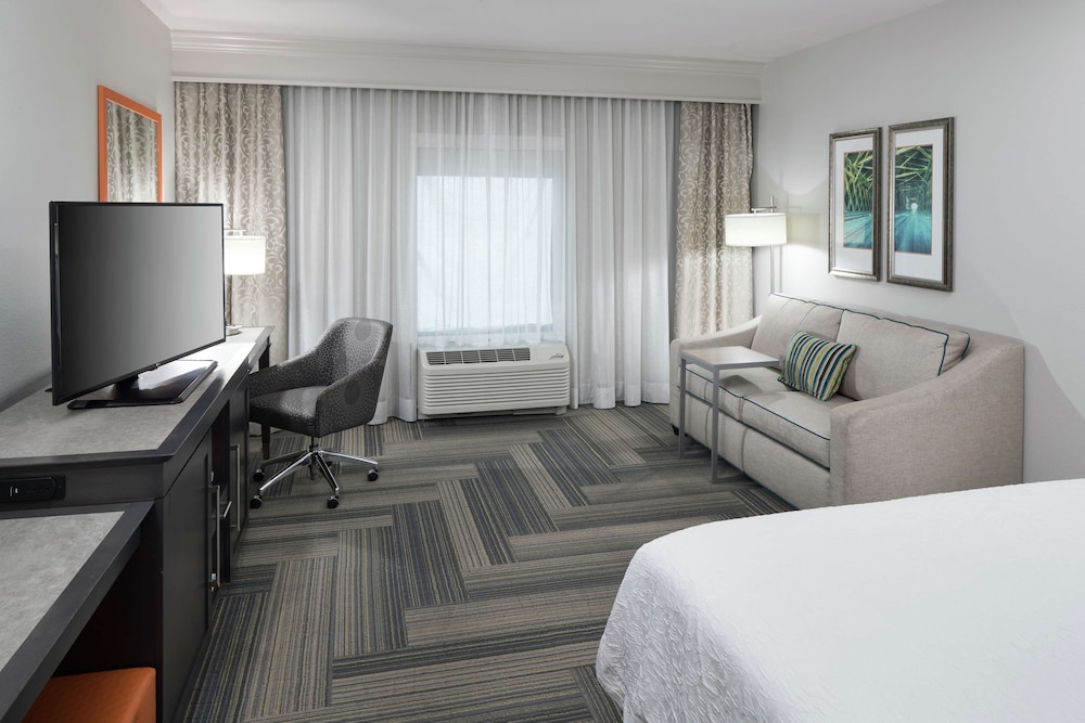 Hampton Inn & Suites by Hilton Atlanta Perimeter Dunwoody - photo 14