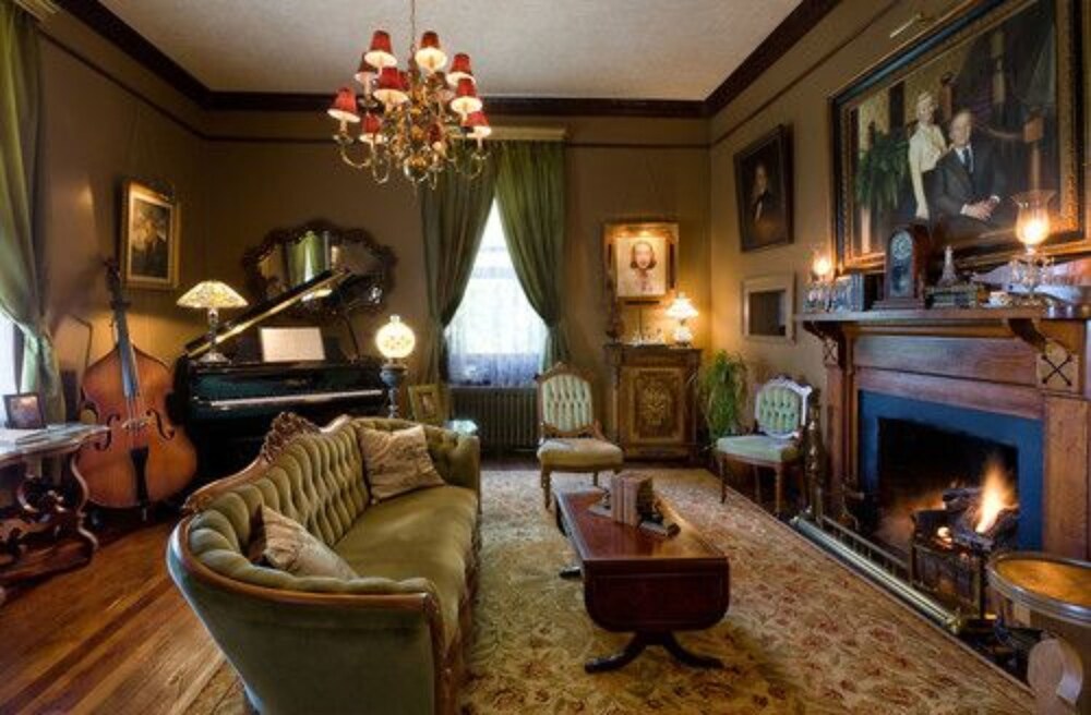 The Reynolds Mansion - photo 33