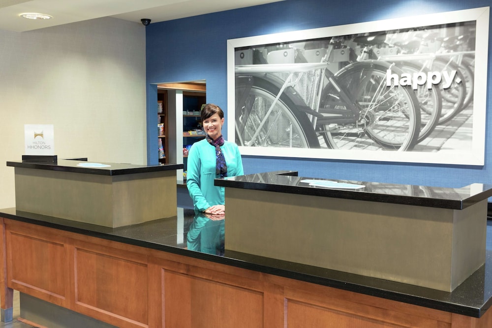 Hampton Inn & Suites Chicago Deer Park - photo 4