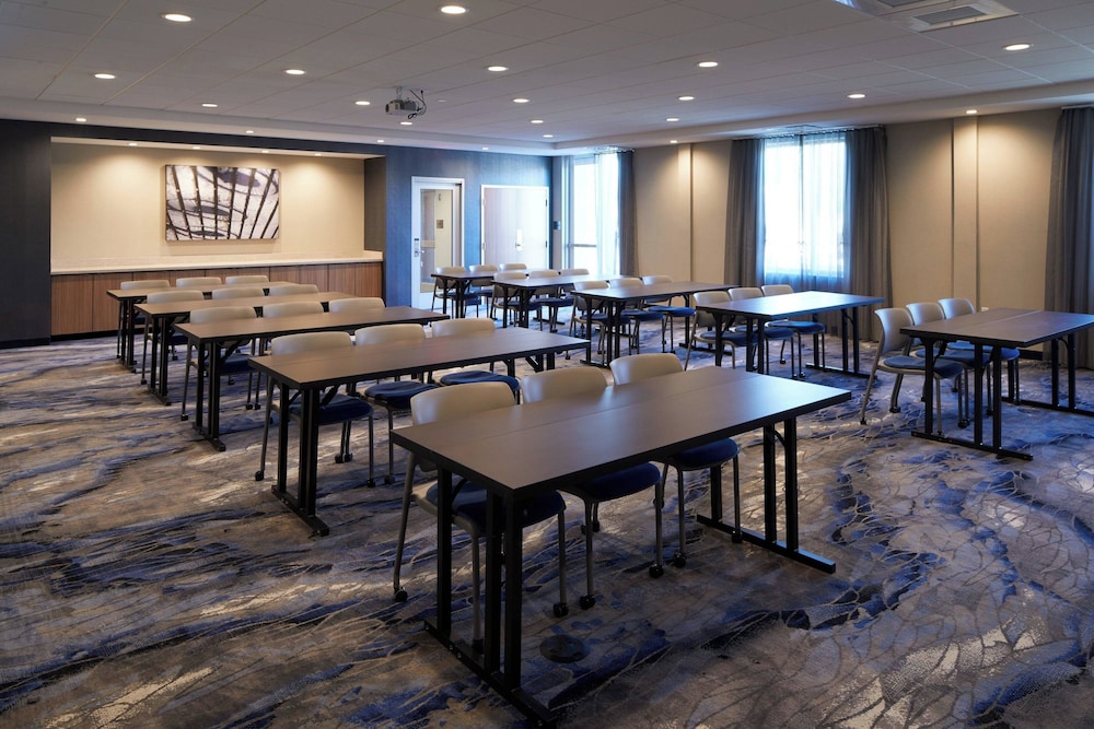 Fairfield Inn & Suites by Marriott Riverside Moreno Valley - photo 20