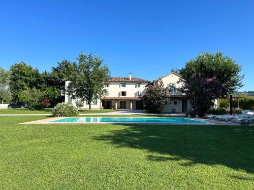 Casa Bellona — 4-Star Luxury Hotel in Montebelluna, Italy