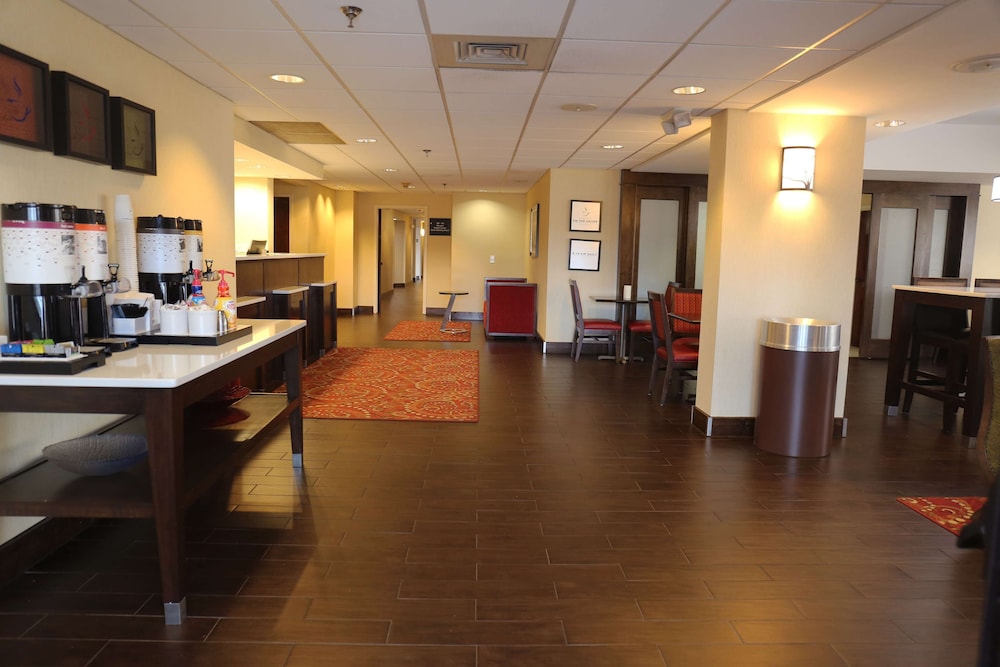 Hampton Inn Sumter - photo 3