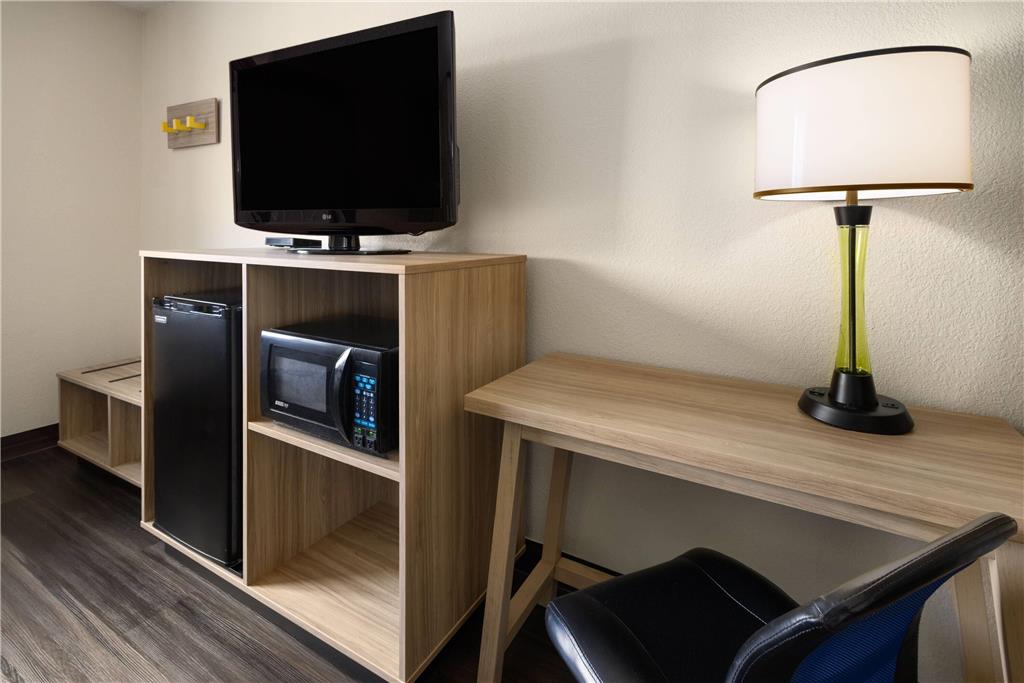 Super 8 by Wyndham South Boston VA - photo 21