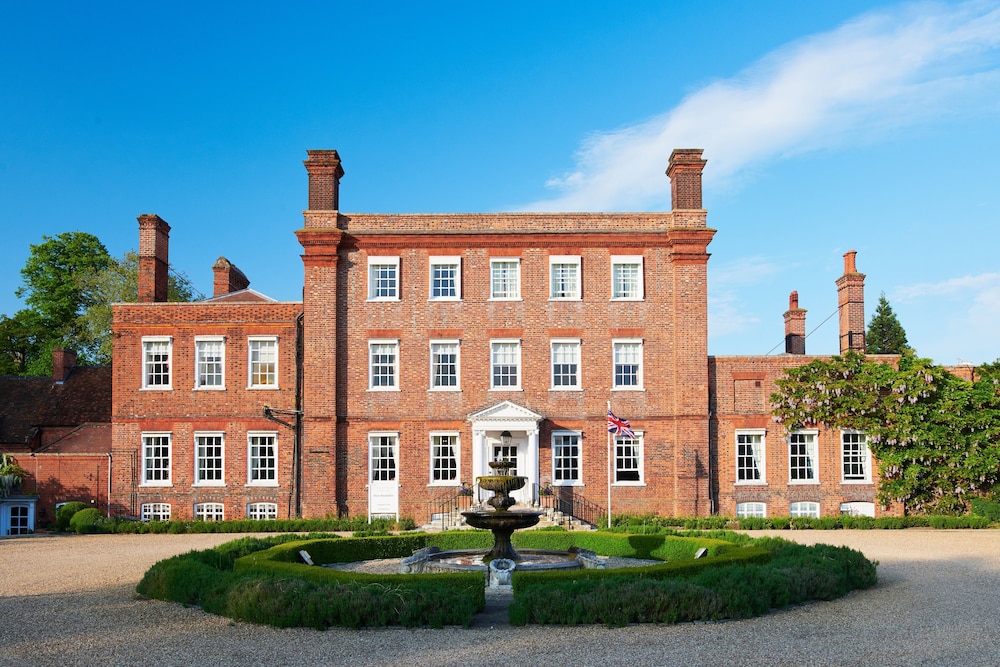 Champneys Henlow - carbon neutral hotel in Henlow