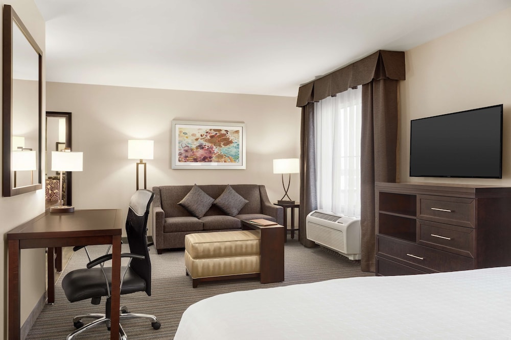 Homewood Suites by Hilton Fargo - photo 10