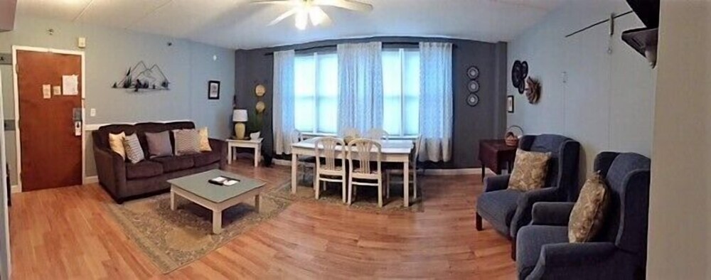 Golden Eagle Lodge Resort - photo 24