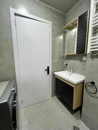 First line New Boulevard Sea View Studio with Balcony