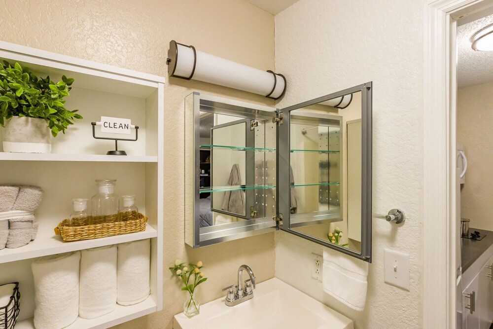 InTown Suites Extended Stay Jacksonville FL Beach Blvd - photo 12