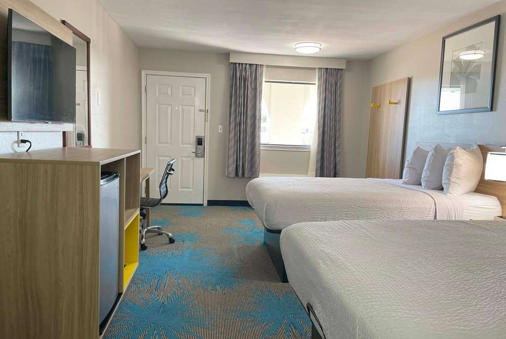 Days Inn by Wyndham Temple - photo 4