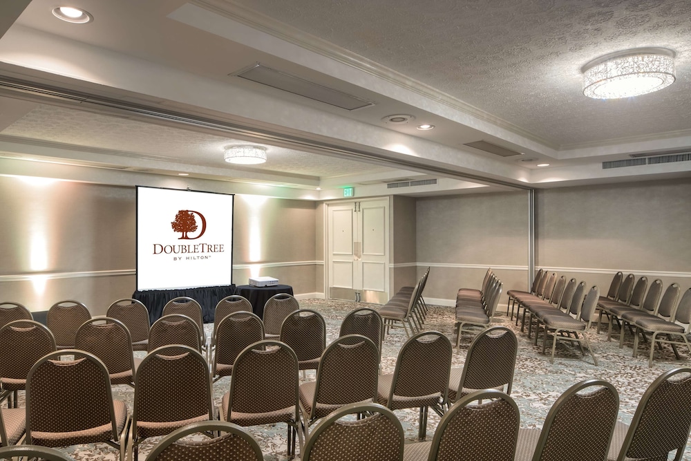 Doubletree by Hilton Philadelphia Airport - photo 44