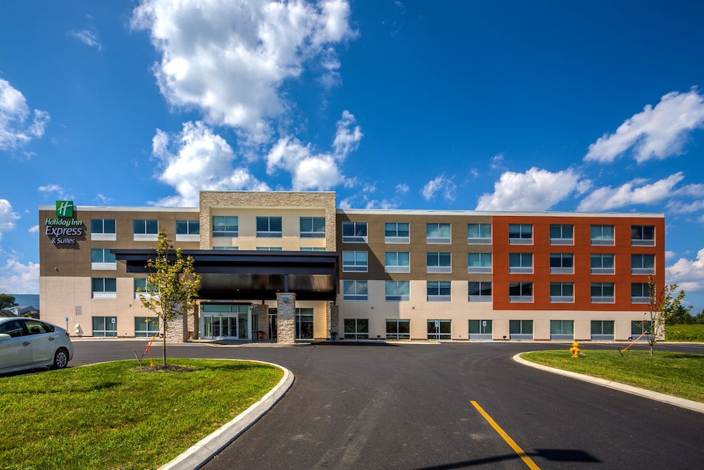 Holiday Inn Express & Suites Reedsville State Coll Area by IHG - photo 28