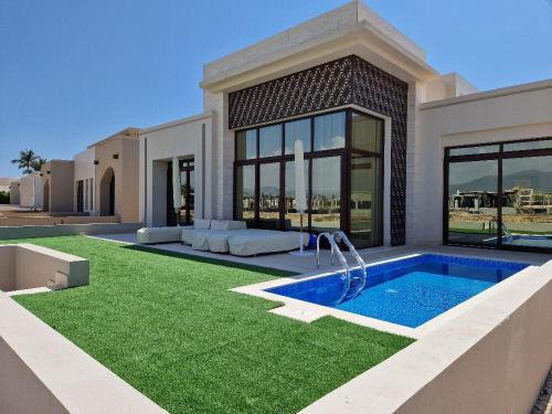 Glory Rotana Villa — 4-Star Luxury Hotel in Salalah, Oman