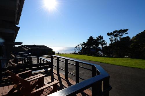 Agate Beach Motel - photo 36