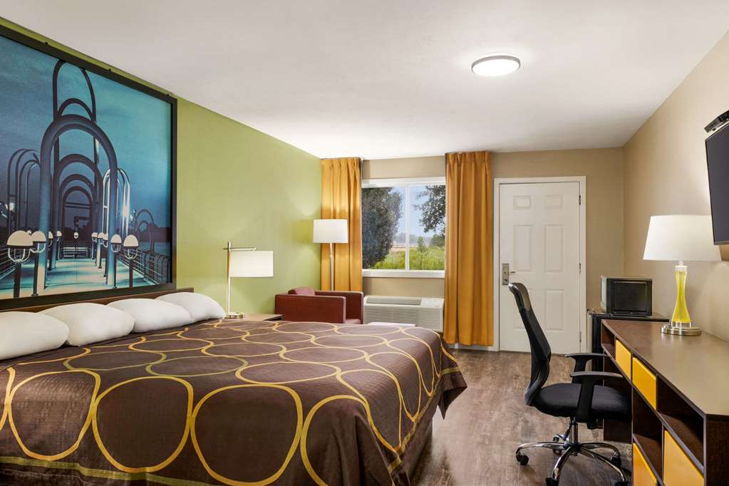 Super 8 by Wyndham Brookhaven - photo 11