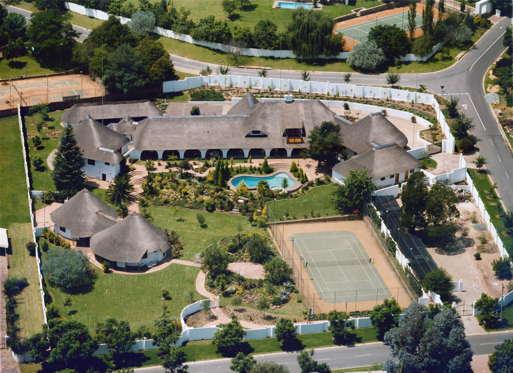 Tladi Lodge — 5-Star Luxury Hotel in Johannesburg, South Africa