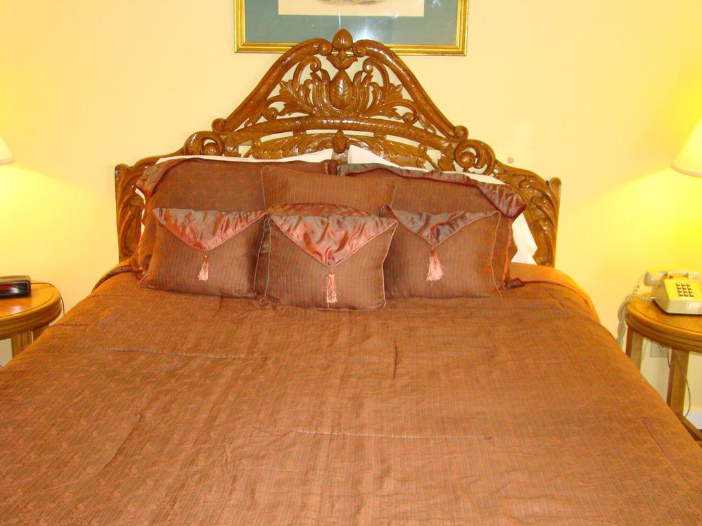 Happy Trails Motel - photo 10