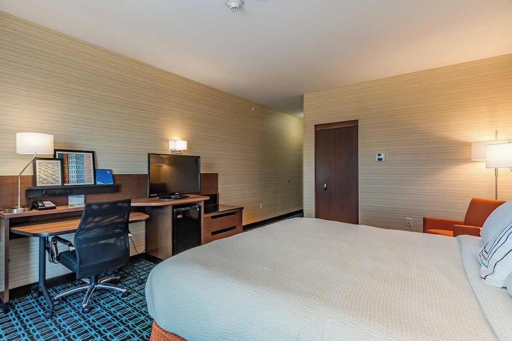 Fairfield Inn & Suites Elkhart - photo 11