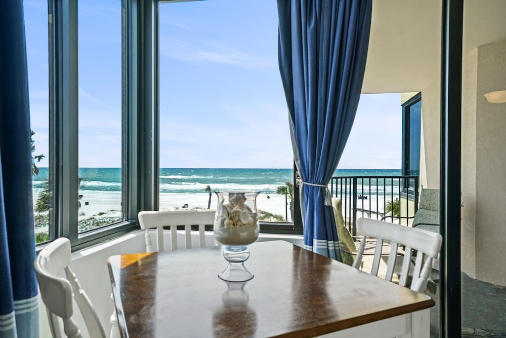 Sunbird Beach Resort By PHG - photo 4