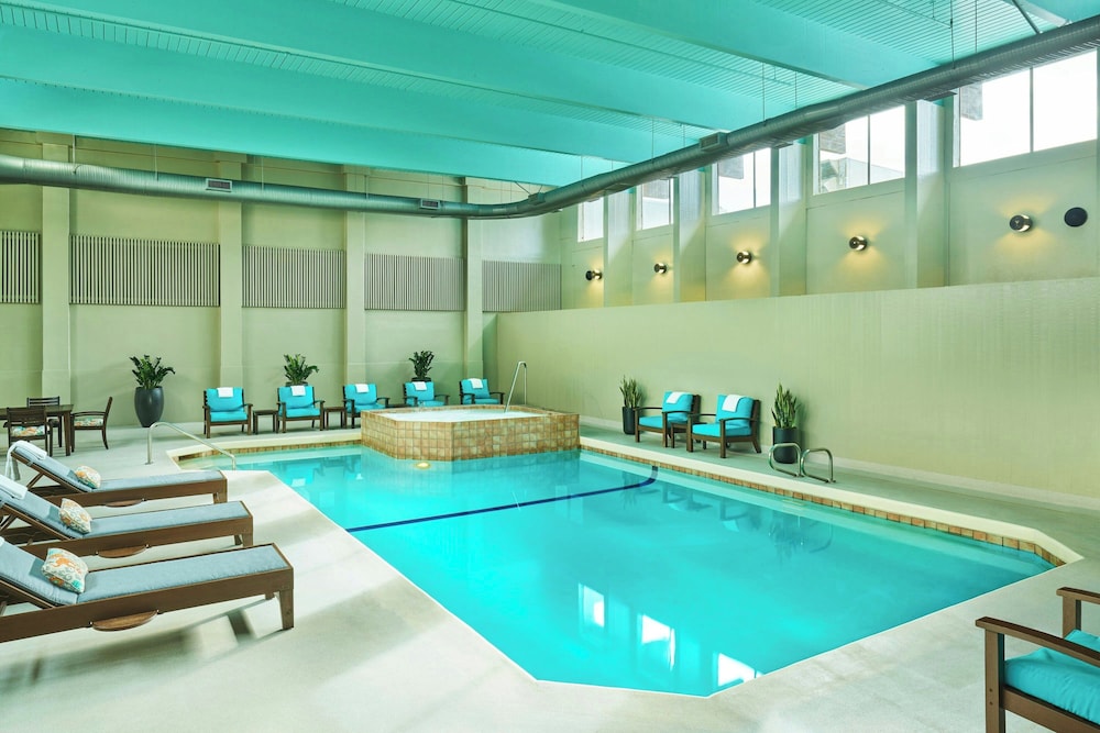 Sheraton Portland Airport Hotel - photo 14