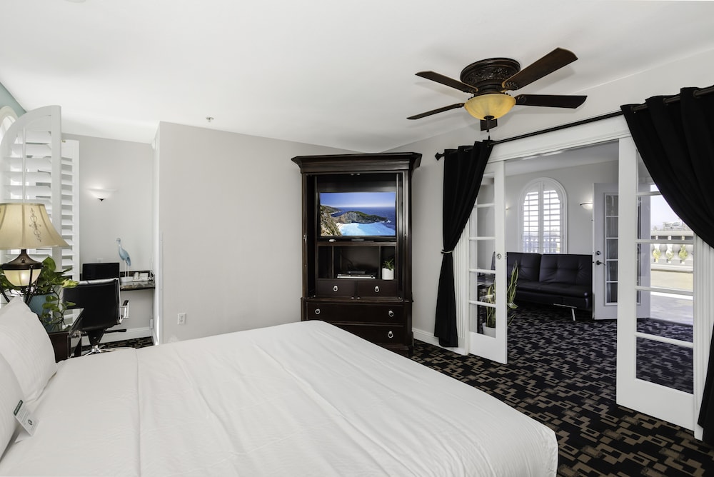 The Hotel Oceanside - photo 24