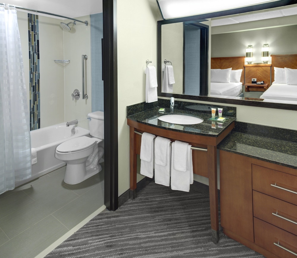 Candlewood Suites Cincinnati Northeast Mason by IHG - photo 23