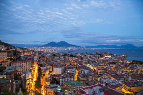 Casa Felice — 4-Star Luxury Hotel in Naples, Italy