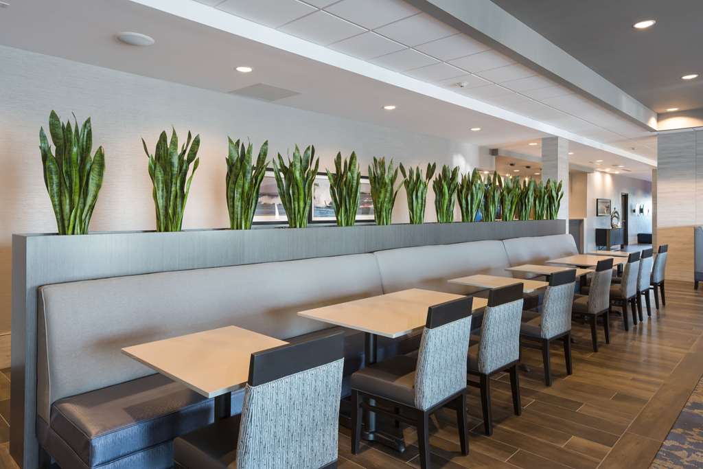 Comfort Suites Kennewick At Southri - photo 66