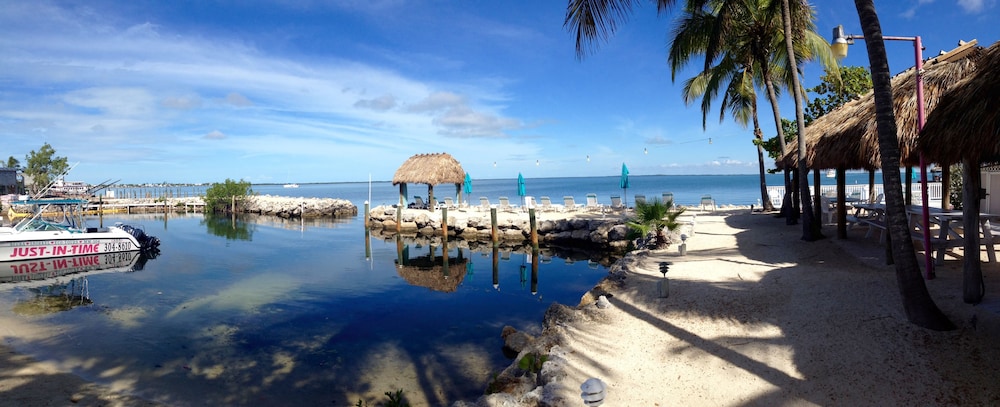 Amoray Dive Resort - photo 162