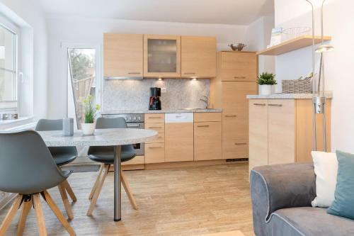 Deich Wohnung Dachterrasse Königsberger Allee 30 APPARTO Grömitz — 4-Star Luxury Hotel in Gromitz, Germany