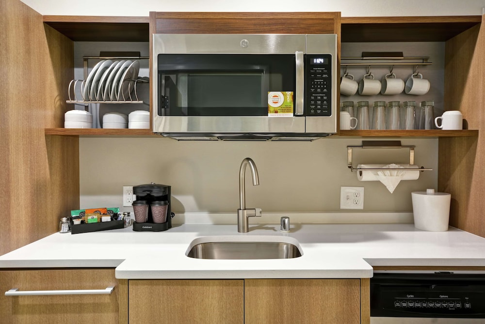 Home2 Suites by Hilton Plano Legacy West - photo 24