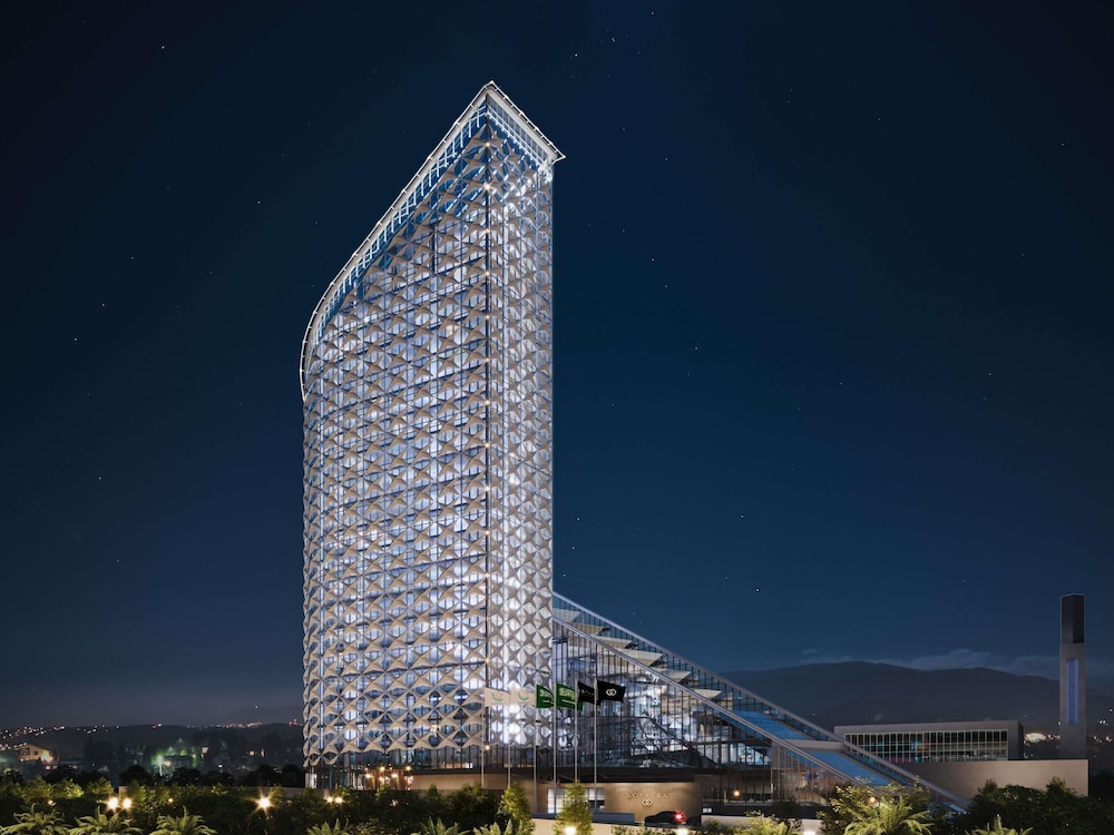 Sofitel Riyadh Hotel & Convention Centre — 5-Star Luxury Hotel in Riyadh, Saudi Arabia