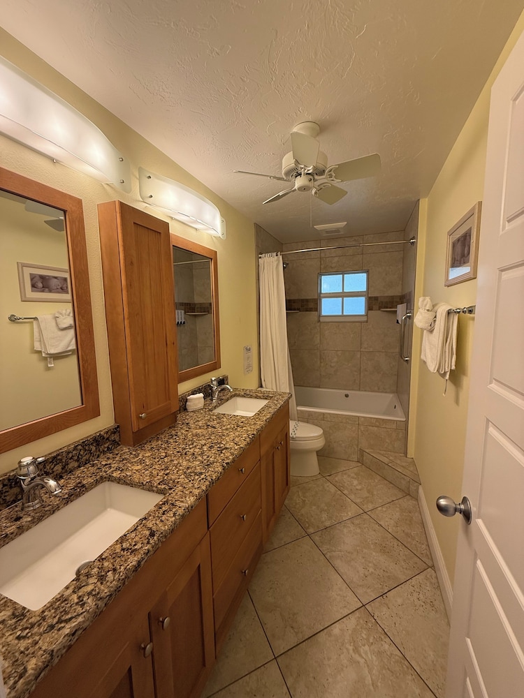 Siesta Key Inn - photo 24