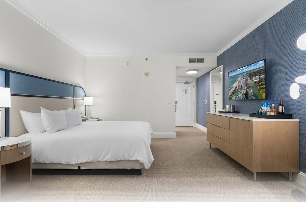 Fontainebleau Miami Beach Private Luxury Suites - photo 84