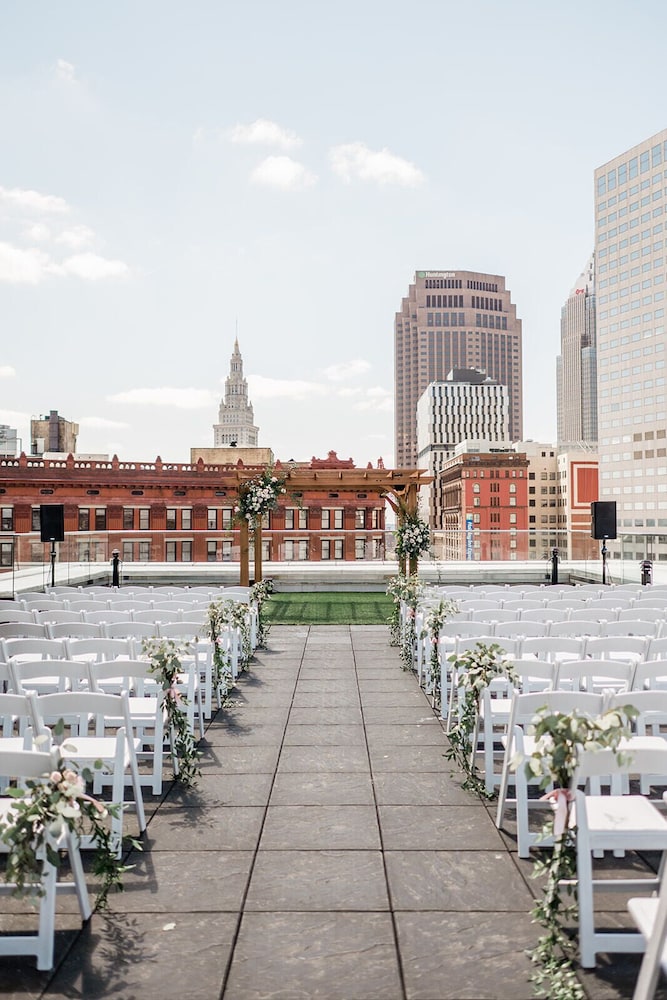Metropolitan at The 9 Autograph Collection - photo 95