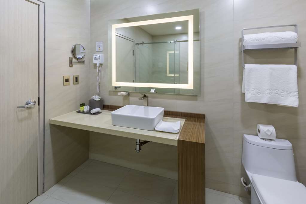Sink double room