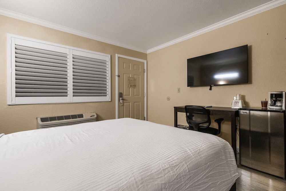 Country Inn Sonora - photo 15