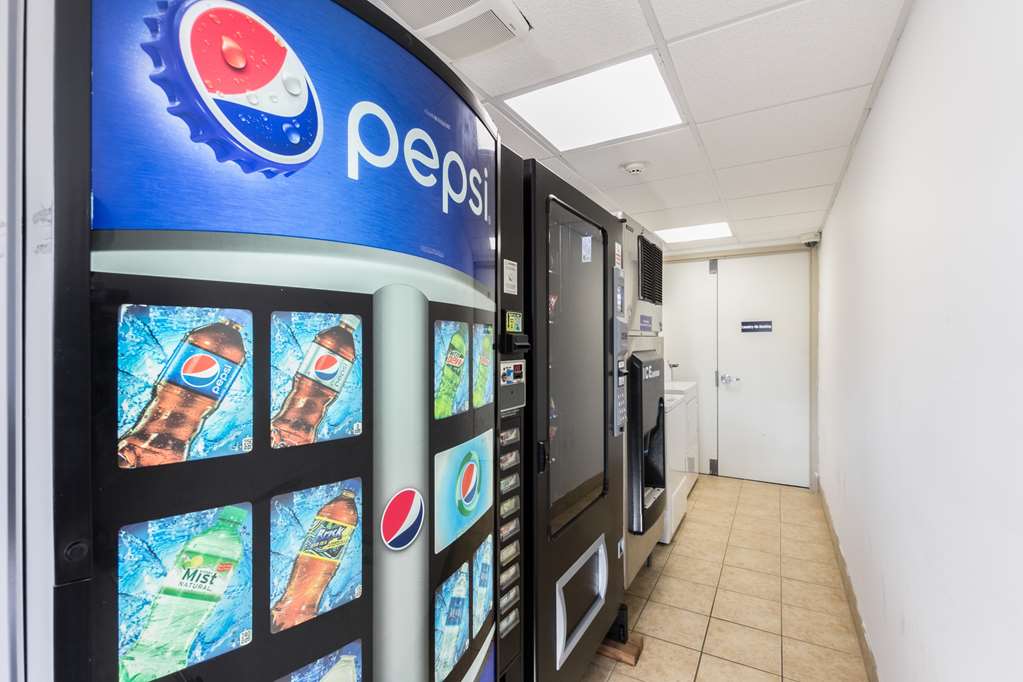 Motel 6 New Brunswick - photo 33