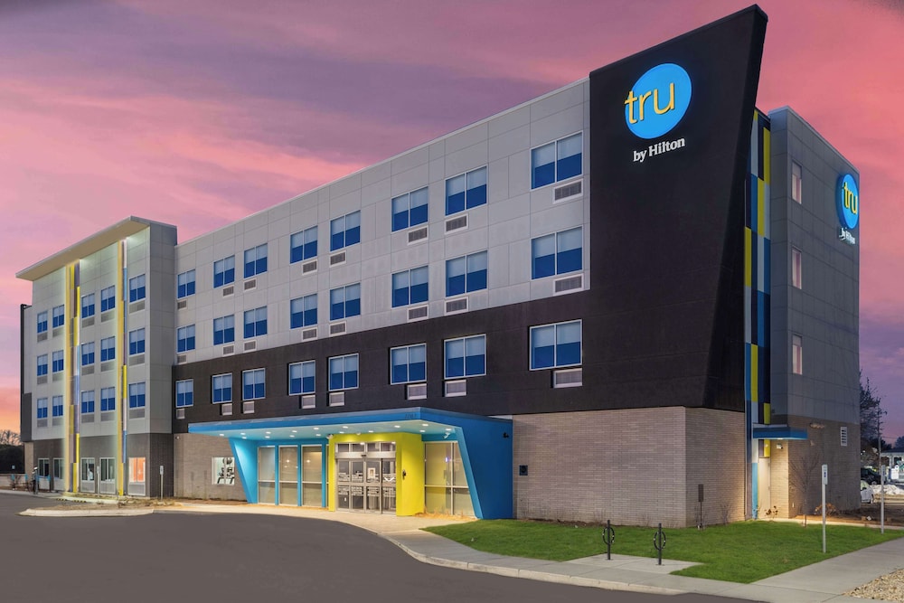 Tru by Hilton Janesville - photo 34