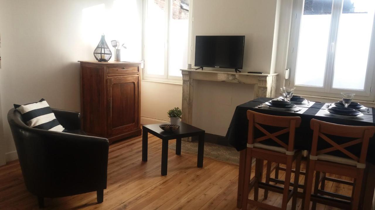 Apt 6 du Temple 2 Chambres & Parking — 4-Star Luxury Hotel in Cambrai, France