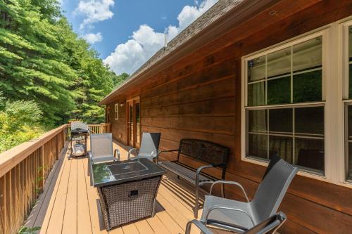 Lazy Bear Inn - photo 28