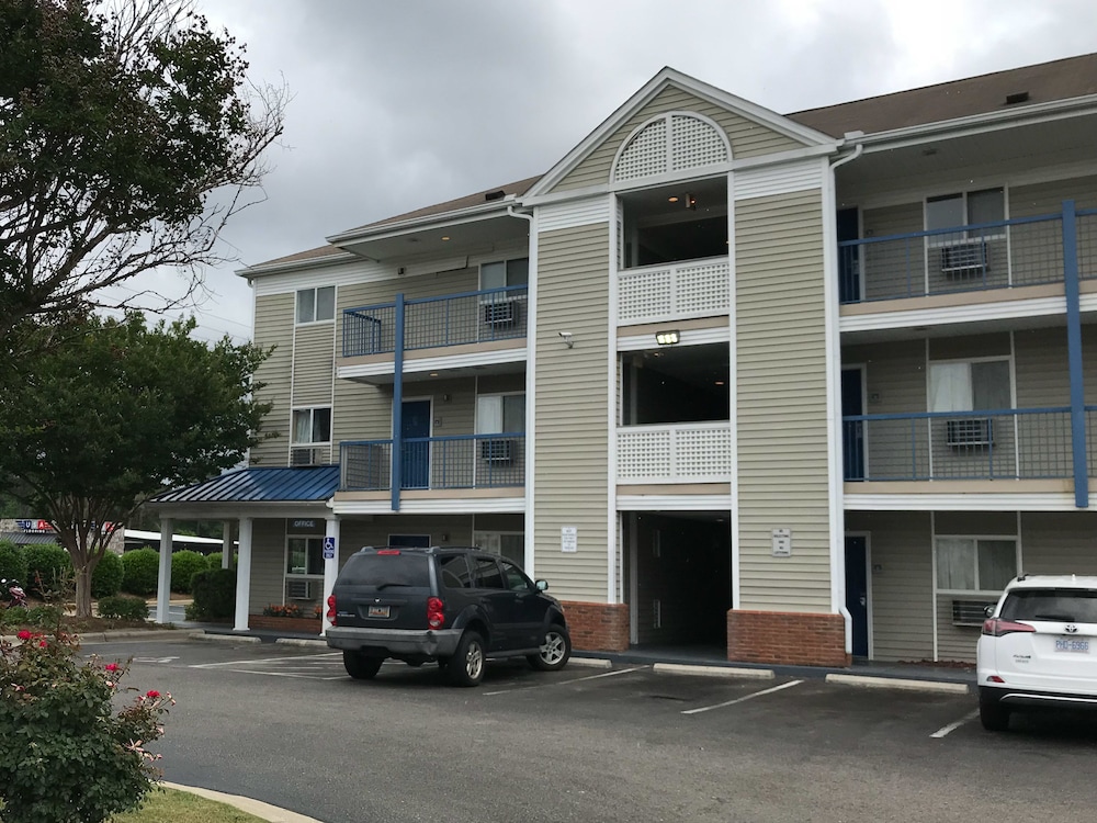 Studio 6 Extended Stay Fayetteville NC Fort Liberty Area - photo 20