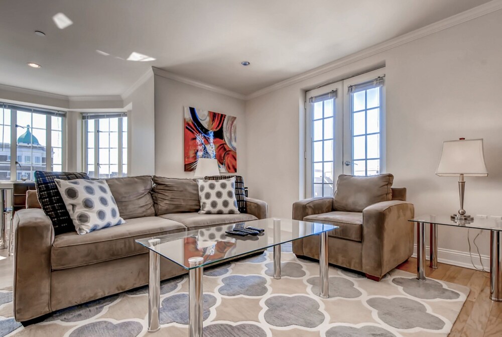 Longwood Towers Apartments - photo 15