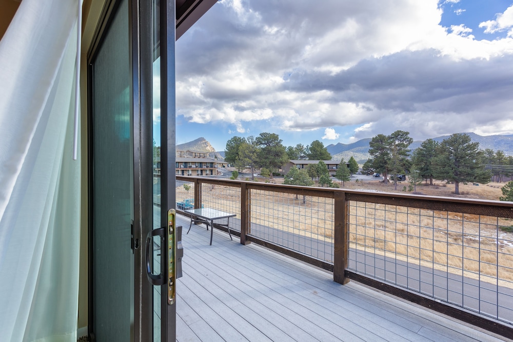 Coyote Mountain Lodge - photo 59