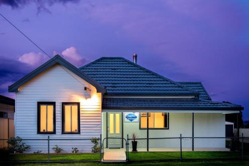 Sapphire Cottage — 4-Star Luxury Hotel in Glen Innes, Australia