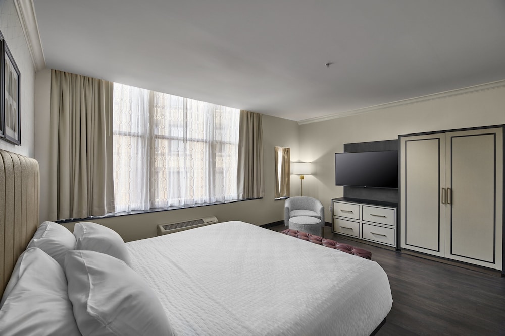 Hotel Indigo Cleveland Downtown by IHG - photo 13