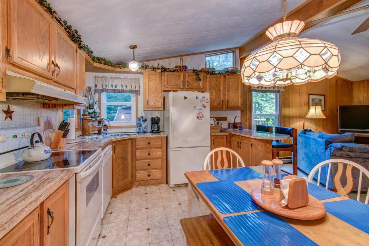 Life’s A Bear in Mchenry, United States