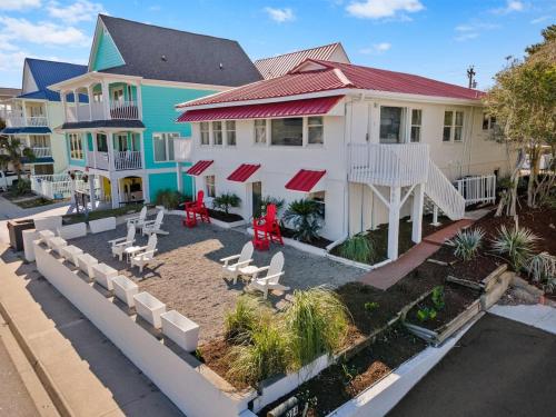 Pet Friendly Steps to the Beach Seahorse Ranch 3 — 4-Star Luxury Hotel in Myrtle Beach, United States