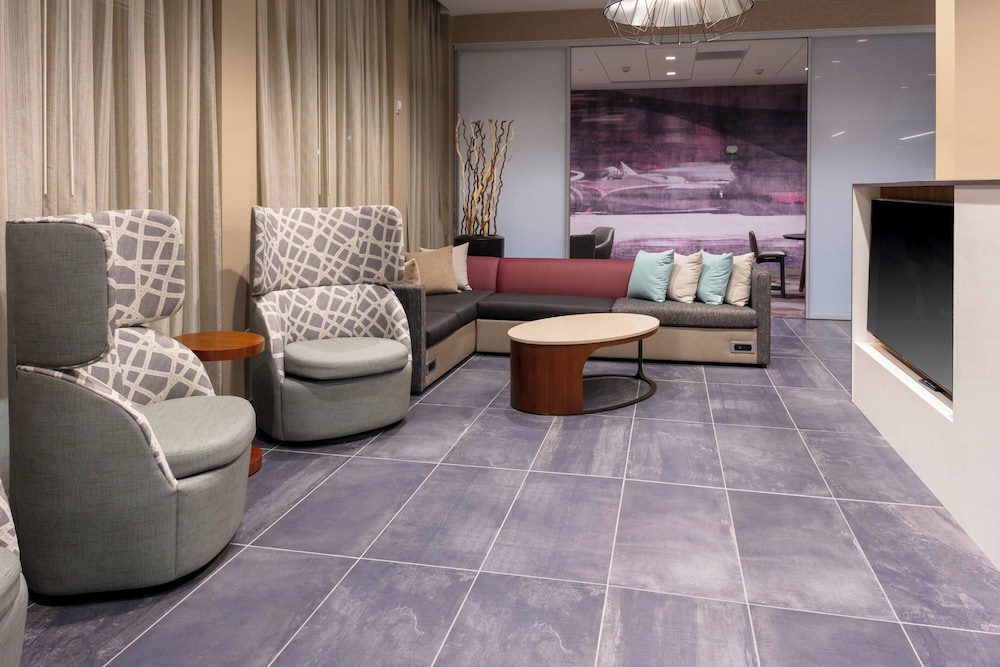 Courtyard by Marriott Indianapolis West Speedway in Indianapolis, United States