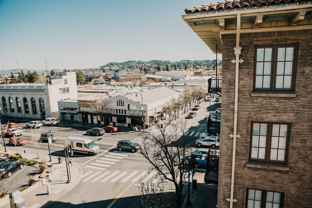 Hotel Petaluma Tapestry Collection by Hilton - photo 39